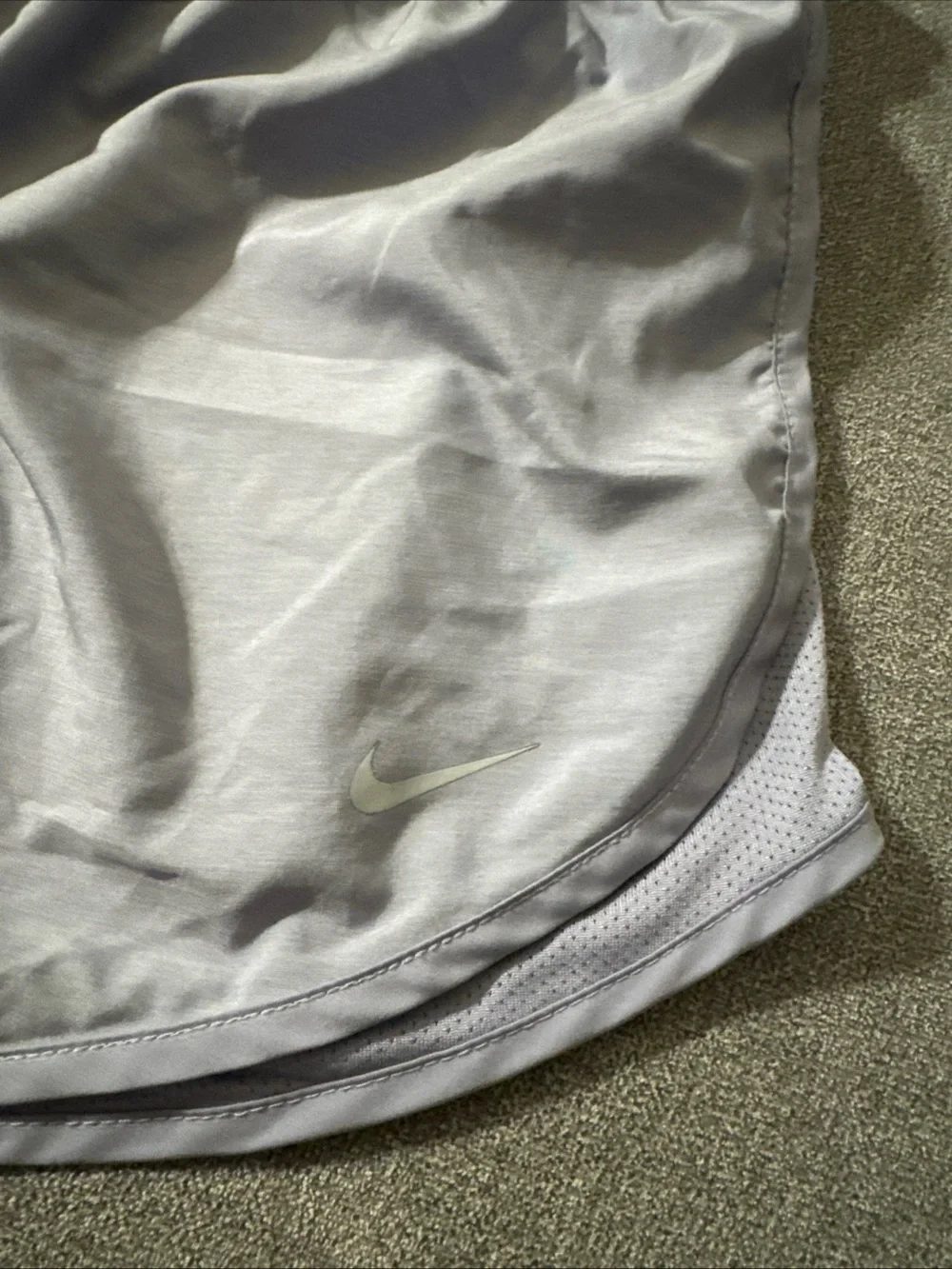 NIKE WOMENS XL LOT OF TWO ATHLETIC RUNNING SHORTS EUC